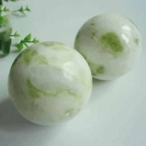 Miniatura 4 de Healifty 2pc Jade Fitness Masaje Pelota para Terapia de Mano de Ancianos Bola de Ejercicio Punto de Presión Balonmano Grano Aleatorio 2pcs Random