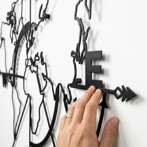 Miniatura 8 de DEKADRON Brújula de arte de pared con mapa del mundo de metal, mapa del mundo sin bordes, decoración de pared de metal, letrero de metal, colgantes