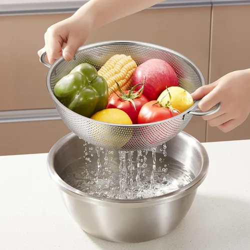 Miniatura 7 de E-far Juego de 3 coladores de acero inoxidable (1-3-5 cuartos de galón), colador de metal microperforado con mango para cocina/escurrimiento
