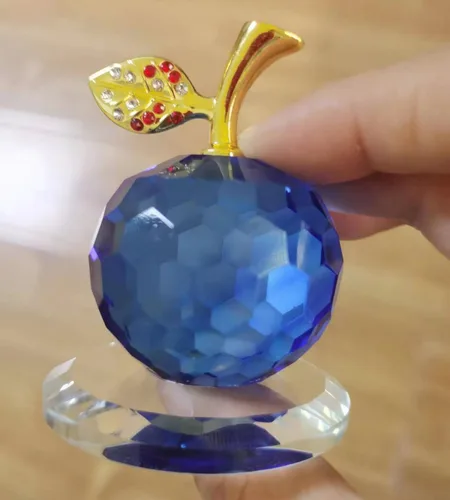 Miniatura 3 de LOTOWELZON Figura base de 1.969 in/1.97 pulgadas, figura de manzana de cristal, decoración del hogar, adorno de pisapapeles de cristal K9