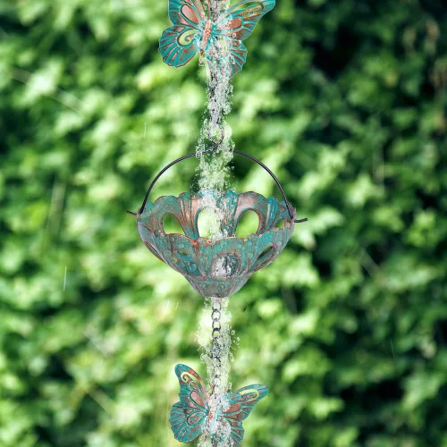 Miniatura 4 de Cadenas de lluvia de 12 pies para exteriores, cadena de lluvia de metal con decoración de mariposa, cadena recolectora de lluvia ajustable con Verde