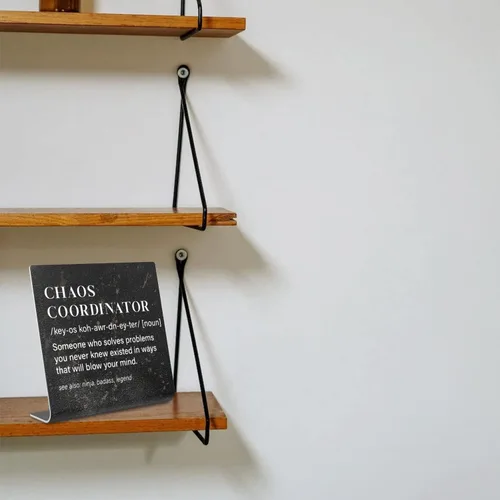 Miniatura 6 de Letrero de Coordinador de Caos, decoración divertida para escritorio de oficina para mujeres, hombres, compañeros de trabajo, mamá, amigos, jefe