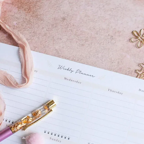 Miniatura 4 de Peachly Bloc de notas de planificador semanal de escritorio, 60 páginas sin fecha, programa listas de tareas diarias, aumenta tu productividad