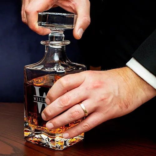 Miniatura 7 de Juego de presentación de decantador de whisky personalizado