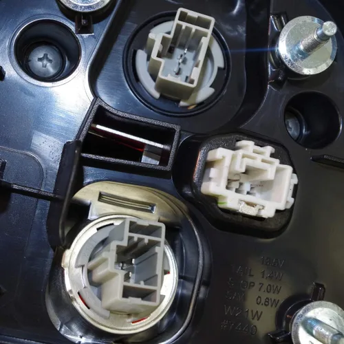 Miniatura 6 de Evan Fischer Conjunto de luz trasera exterior del lado del conductor compatible con Honda Accord Sedan 2016-2017