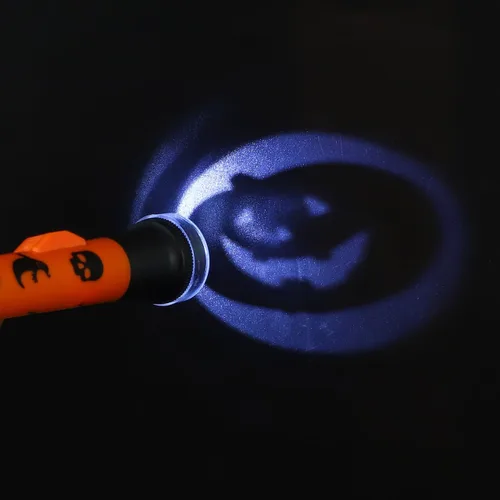 Miniatura 5 de STOBOK Proyector de linterna de Halloween con patrón de fantasma de calabaza, linterna de mano para decoración de fiestas, luz aterradora segura