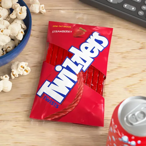 Miniatura 5 de TWIZZLERS Twists - Bolsa de caramelo masticable con sabor a fresa, 7 onzas
