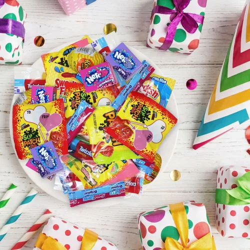 Miniatura 4 de Mezcla surtida de dulces a granel, paquete variado de 3 libras envueltos individualmente para rellenos de piñara, recuerdos de fiesta, cuencos