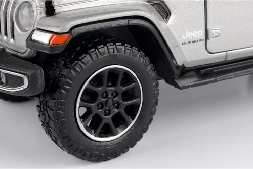 Miniatura 5 de Motormax Motormax 79365 - Camión pickup de juguete Gladiator Overland (parte superior cerrada) plateado metálico 124-127 modelo de auto fundido a