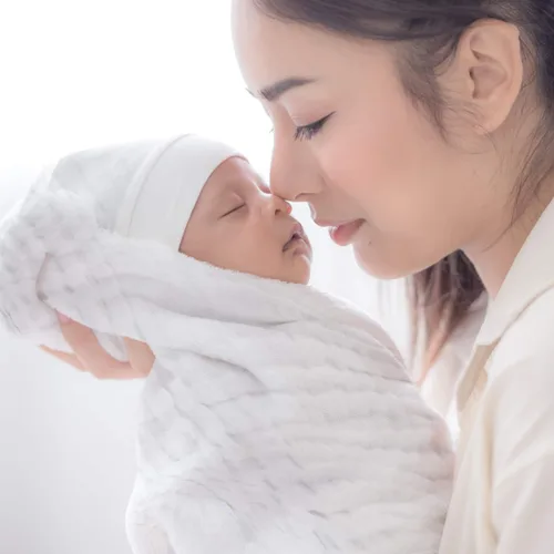 Miniatura 5 de Paño de muselina para bebés niños y niñas (paquete de 8) Artículo esencial de algodón para recién nacidos Diseño unisex blanco Paños súper