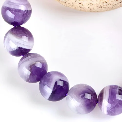 Miniatura 4 de OLARCU Pulsera elástica ajustable unisex con cuentas de cristal de amatista y poder curativo natural de 7 pulgadas, unisex.