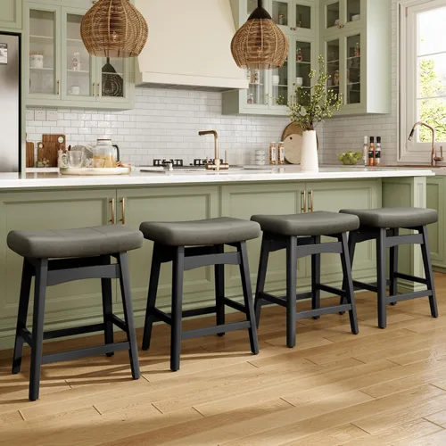 MAISON ARTS Juego de 4 taburetes de bar grises para encimera de cocina, patas de madera maciza con asiento de silla de montar de piel sintética,