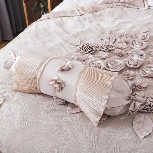 Miniatura 8 de Juego de Edredón Tache de Satén Sedoso y Lustroso Floral con Encaje y Volantes Estilo Dulce Victoriano Real Glamoroso en Champán Beige - Alternativa