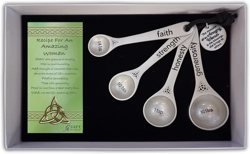 Abbey Gift Se Irish Amazing Woman - Juego de 4 cucharas medidoras con tarjeta, 3 9/16 a 4 pulgadas