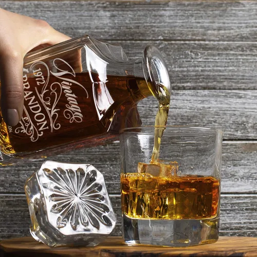 Miniatura 3 de Juego de decantador de whisky personalizado – Juego de regalo de licor personalizado de 5 piezas con 4 vasos y decantador grabado – 25.4 fl oz