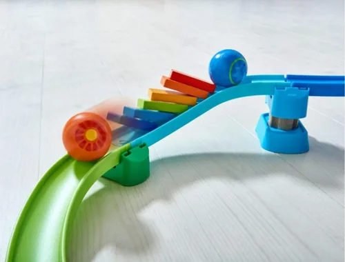 Miniatura 10 de HABA Kullerbu Kringel Domino Playset – Juego de 33 piezas de pista de bolas con dos juegos de dominó que caen – A partir de 2 años