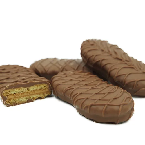 Miniatura 52 de Galletas de la marca Philadelphia Candies cubiertos por ambos lados de chocolate negro y con leche, y crema de cacahuete de la marca Nutter Butter