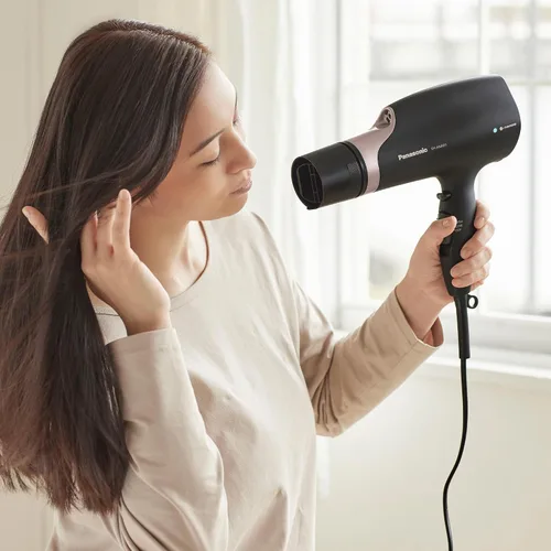 Miniatura 8 de Panasonic Nanoe Secador de Pelo de Salón, Boquilla Oscilante de Secado Rápido, Secador con Difusor, Accesorios Concentradores, 3 Ajustes