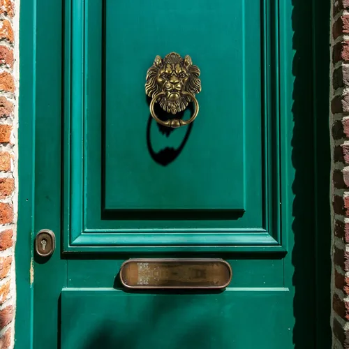 Miniatura 6 de MOLIGOU Aldaba de puerta con cabeza de león, aldaba decorativa para puerta delantera de 6 pulgadas, manija de anillo de puerta de león antiguo