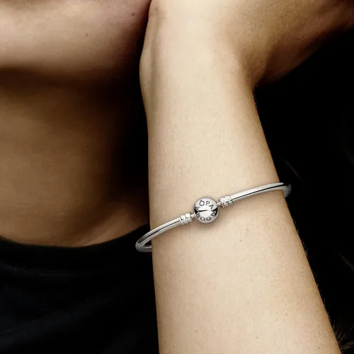 Miniatura 7 de PANDORA Pulsera Moments Charm con cierre Pandora