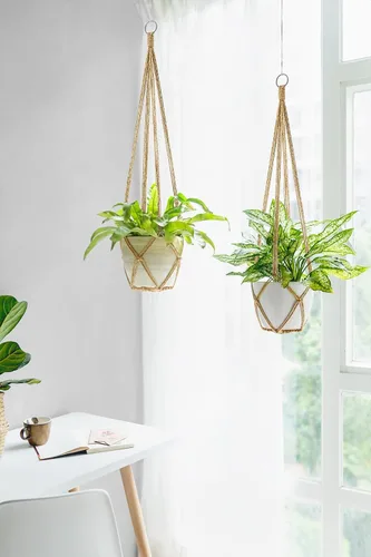 Miniatura 5 de Dahey Colgador de macramé para plantas, cesta colgante de interior hecha a mano, cuerda de algodón tejida a mano, soporte decorativo de ganchillo