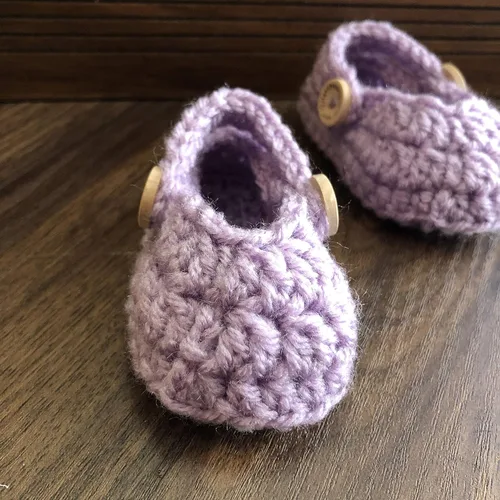 Miniatura 4 de Crochet slip-on style baby shoes, Crochet Baby girl shoes, Baby girl and boys slippers, handmade by order from 0-12 months, different colors by