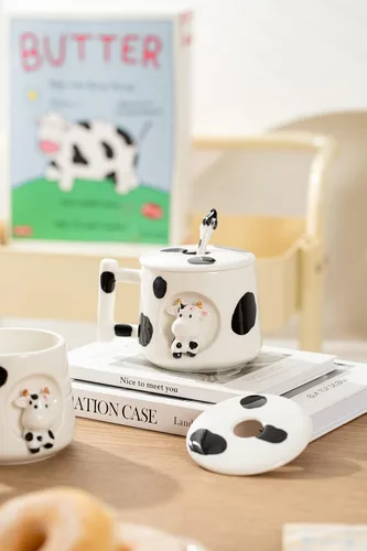 Miniatura 7 de DIHOclub Adorable Taza de Cerámica 3D de Vaca con Tapa y Cuchara - Perfecta para Café, Té, Leche y Más - Regalo Ideal para Amantes de los Animales
