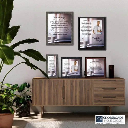 Miniatura 5 de Crossroads Home Décor Marco de fotos The Dentist Pray, cuadros de oficina dental, 7432BW