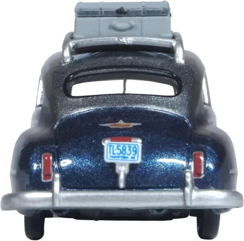 Miniatura 4 de 1946 DeSoto Suburban con portaequipajes y portaequipajes mariposa azul metálico con tapa gris cristal 1/87 (HO) escala 1/87 (HO) modelo de coche por