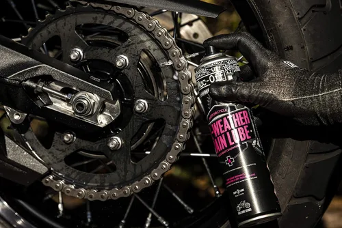 Miniatura 6 de Kit de lavado, protección y lubricación para motocicleta Muc Off - Kit de limpieza para motocicleta, kit de detalle para motocicleta - Incluye