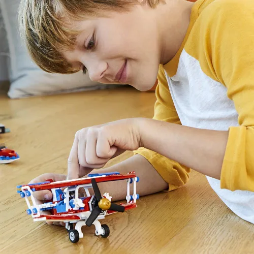 Miniatura 2 de LEGO Creator 31076 Daredevil Stunt Plane 31076 Kit de construcción (200 piezas)
