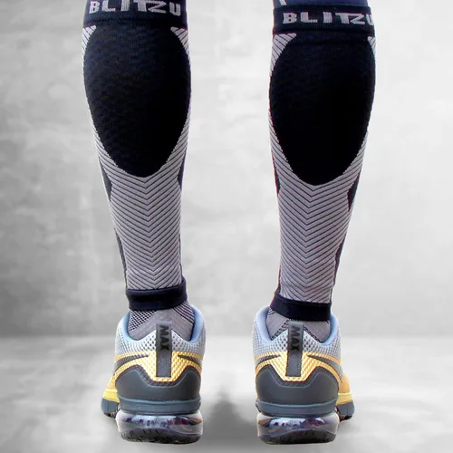 Miniatura 9 de Calcetines de compresión para la pantorrilla de hombres y mujeres Estos calcetines de compresión no cubren los pies. Sirven para tratar los dolores