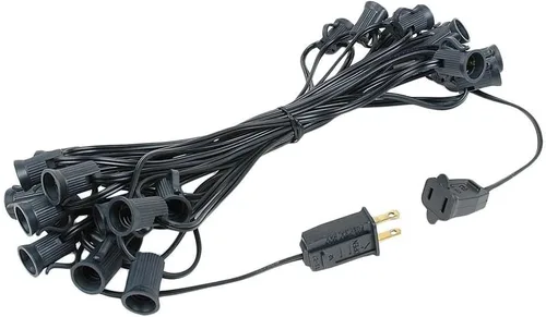 Miniatura 8 de Novelty Lights Cadena de luces de Navidad C7 de 25 pies para exteriores, tira de luces para patio, base de candelabro (C7/E12), espacio de 12 Blanco