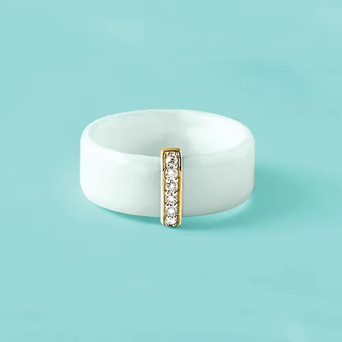 Miniatura 4 de Ross-Simons Anillo de cerámica blanca y diamantes de 0.10 qt. t.w con oro amarillo de 14 quilates