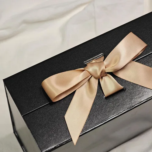 Miniatura 7 de Tekhoho Caja de regalo grande negra de 13.2 x 10.6 x 5 pulgadas, caja de regalo de alta calidad con tapa magnética y cinta para vacaciones, boda