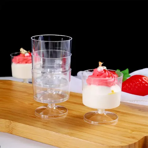 Miniatura 8 de Youeon Paquete de 50 mini vasos de postre de plástico con cucharas, taza de postre transparente de 5 onzas, tazas pequeñas para postres, aperitivos