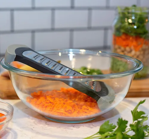 Miniatura 5 de Microplane Rallador de tazón para mezclar - Rallador extra grueso para arroz de coliflor - Negro y gris