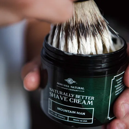 Miniatura 4 de MNSC Old Faithful Naturally Better Shave Cream - Afeitado suave, fórmula hipoalergénica para piel sensible, piel más suave, evita rasguños, cortes