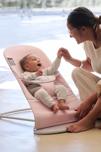 Miniatura 3 de BabyBjörn Bouncer Balance Soft, tejido/jersey, rosa claro/gris Asiento gorila ajustable 2 en 1 y silla para niños pequeños, recién nacido a niño
