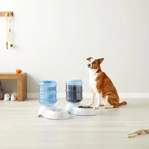 Miniatura 7 de Amazon Basics Dispensador Automático de Agua para Perros y Gatos, Comedero de Gravedad y Bebedero, Juego Grande, Comedero de Alimentos 456.6 fl. oz