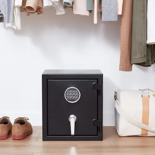 Miniatura 7 de Amazon Basics Caja fuerte de seguridad resistente al fuego con teclado electrónico programable, para asegurar objetos de valor y documentos