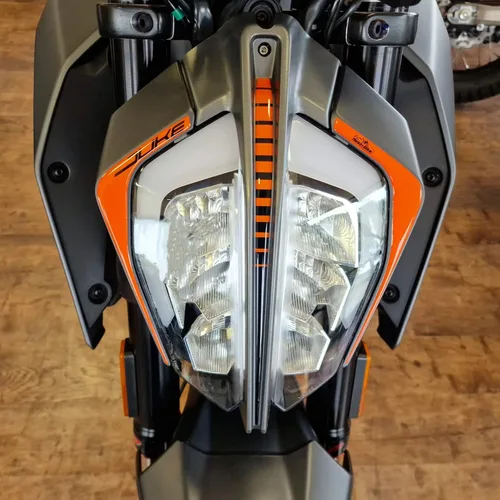 Miniatura 6 de Adhesivos de resina para motocicleta 3D compatibles con KTM Duke 125 2021 2022. Protección del tanque contra impactos y arañazos. Adhesivos