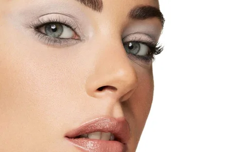 Miniatura 2 de Pupa Milano Sombra de ojos mate Vamp! Sombra de ojos compacta con efecto mate, alta mezclabilidad, color intenso, textura suave, da a los ojos un