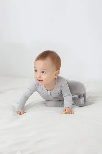 Miniatura 3 de Pijama de viscosa de bambú con pies para bebé, mameluco de manga larga de una pieza, pijama Sleep 'N Play, 0-24 meses