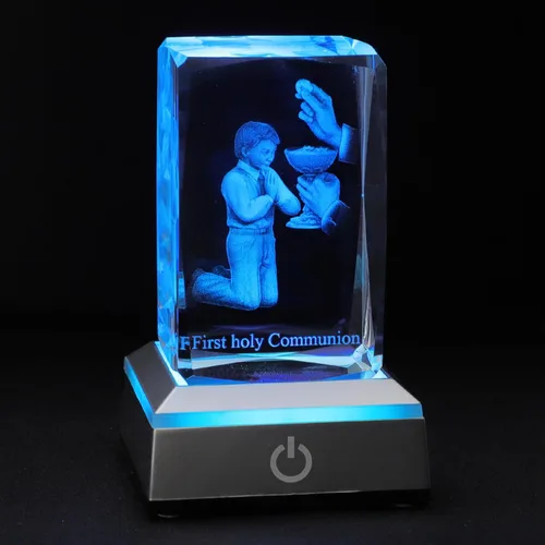 Miniatura 14 de KOMI Estatua de la Virgen María de cristal 3D con base de luz LED, estatuas de madre María grabadas con láser, regalos religiosos para mujeres