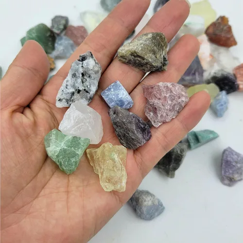Miniatura 4 de 450 piezas de colecciones de rocas para niños, conjunto de más de 40 tipos de piedras preciosas y cristales, kit de ciencias de rocas y minerales