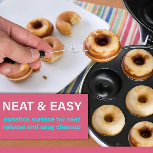 Miniatura 2 de Courant Mini máquina para hacer donas para vacaciones, apta para niños, desayuno o aperitivos, postres y más con superficie antiadherente, hace 7