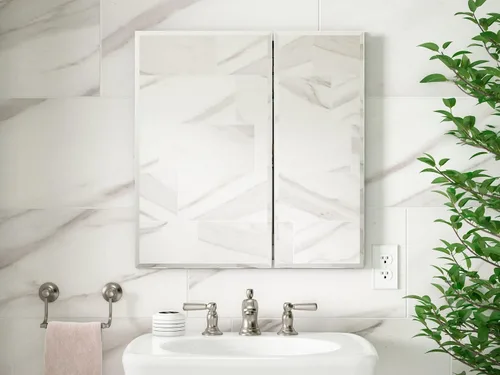 Miniatura 2 de Kohler CB-CLC2526FS Botiquín de baño con espejo, puertas de espejo biseladas, estantes ajustables, borde biselado rectangular, 25 pulgadas de ancho