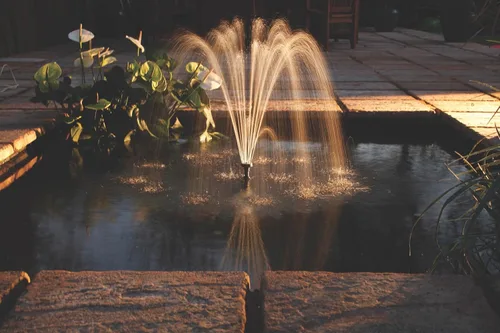 Miniatura 5 de Pennington Aquagarden - Bomba de agua y estanque sumergible universal 500 todo en uno, adecuada para fuentes, filtros, cascadas, hidroponía