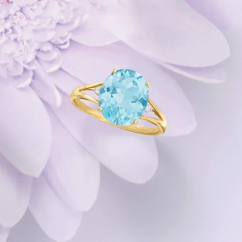 Miniatura 4 de Ross-Simons Anillo de topacio azul suizo de 5.50 quilates con detalles de diamantes en oro amarillo de 14 quilates